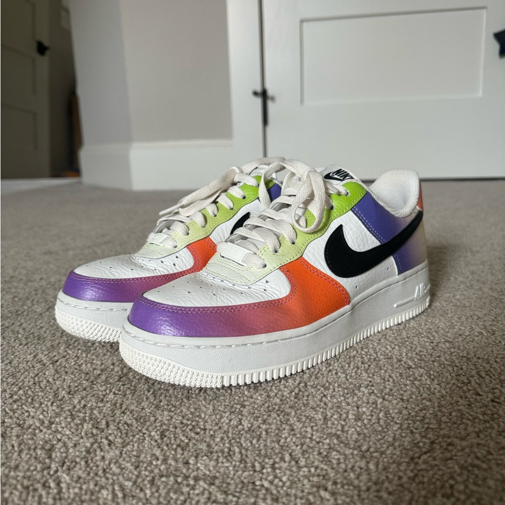 Women’s multi-color Air Force lows ‘07